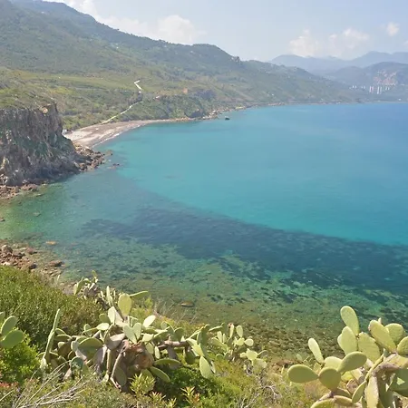 Donna Luna Flats Apartment Sant'Ambrogio (Sicily)