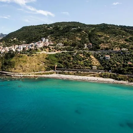 Donna Luna Flats * Sant'Ambrogio (Sicily)